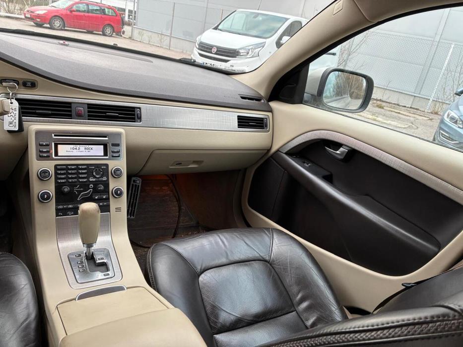 VOLVO XC70 2008