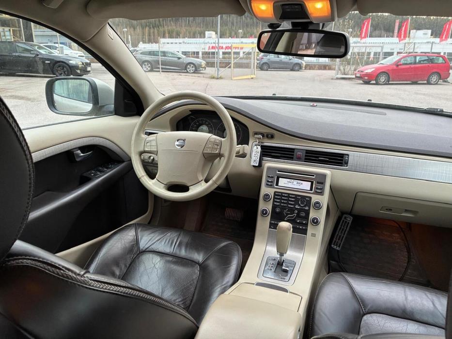 VOLVO XC70 2008