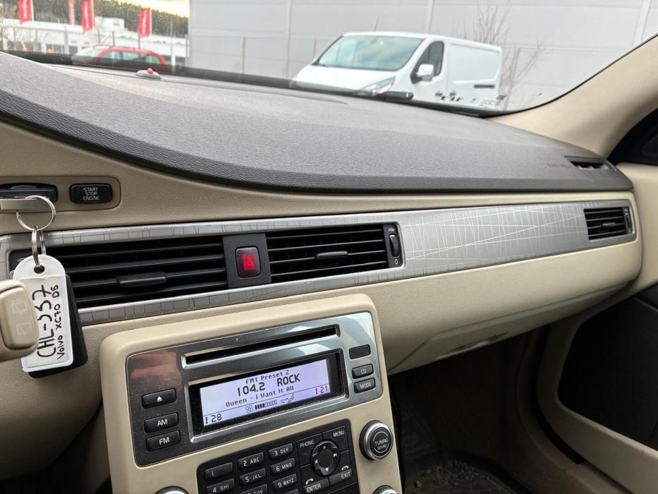 VOLVO XC70 2008