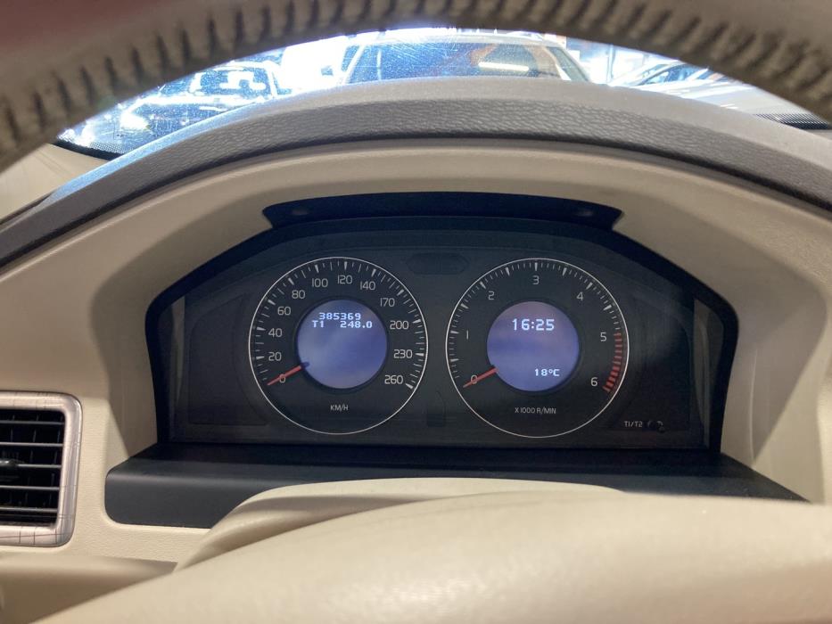 VOLVO XC70 2008