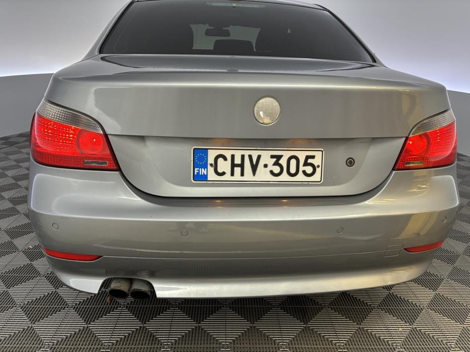 BMW 520 2004