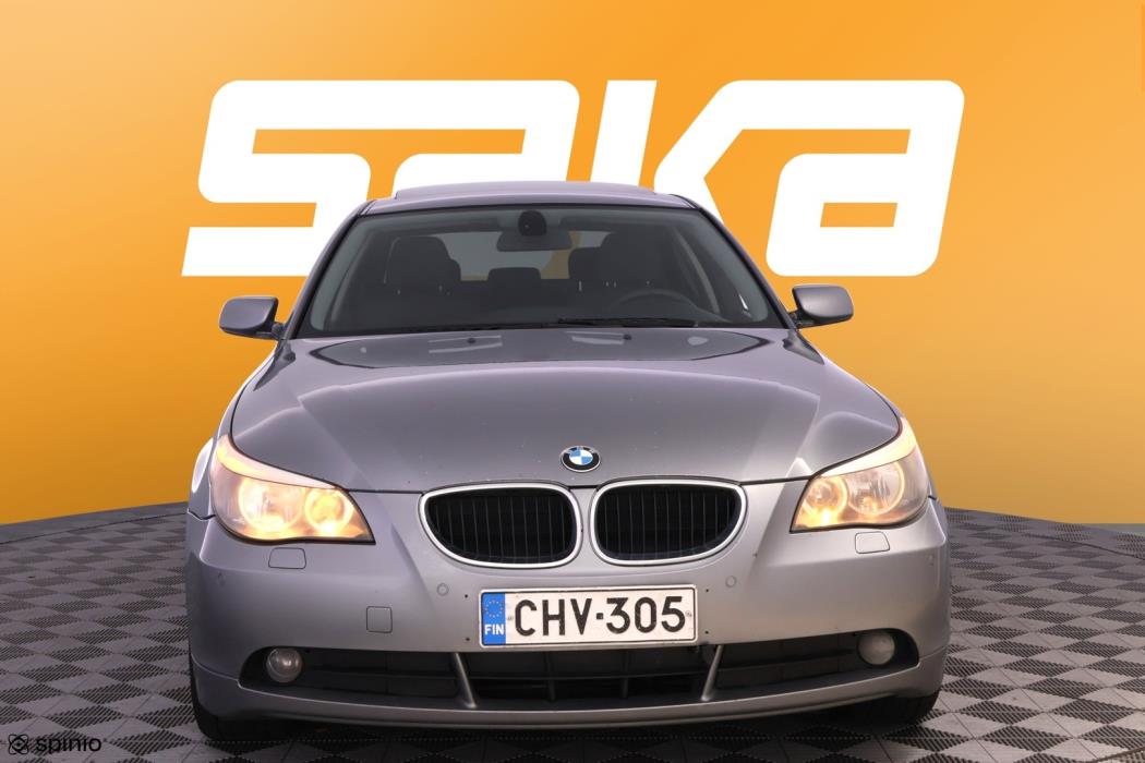 BMW 520 2004