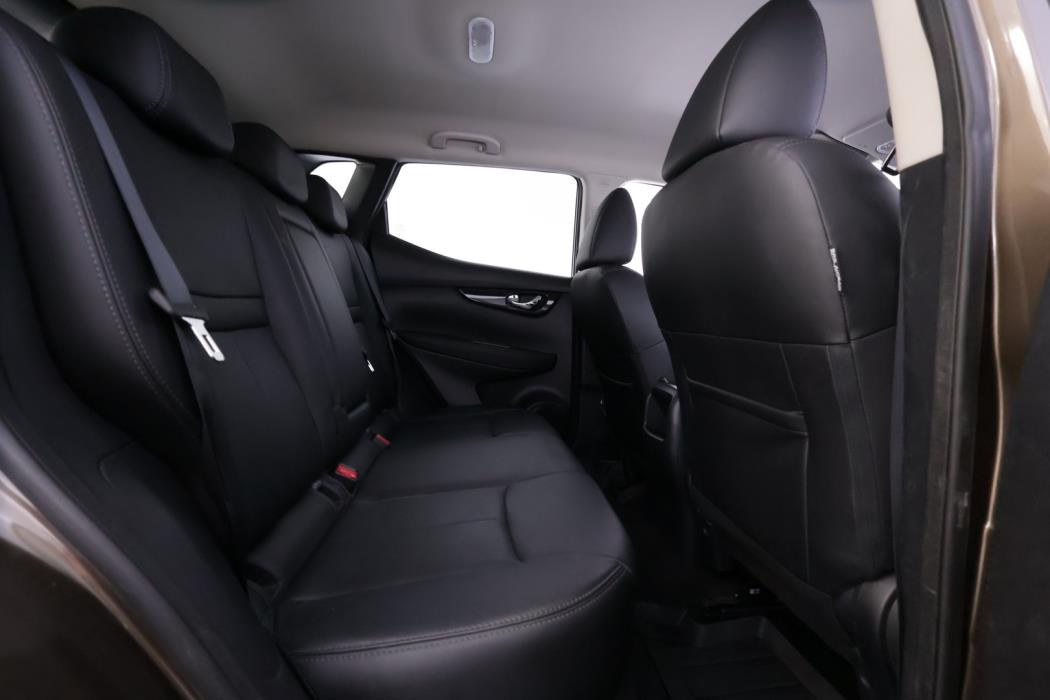 NISSAN Qashqai 2016