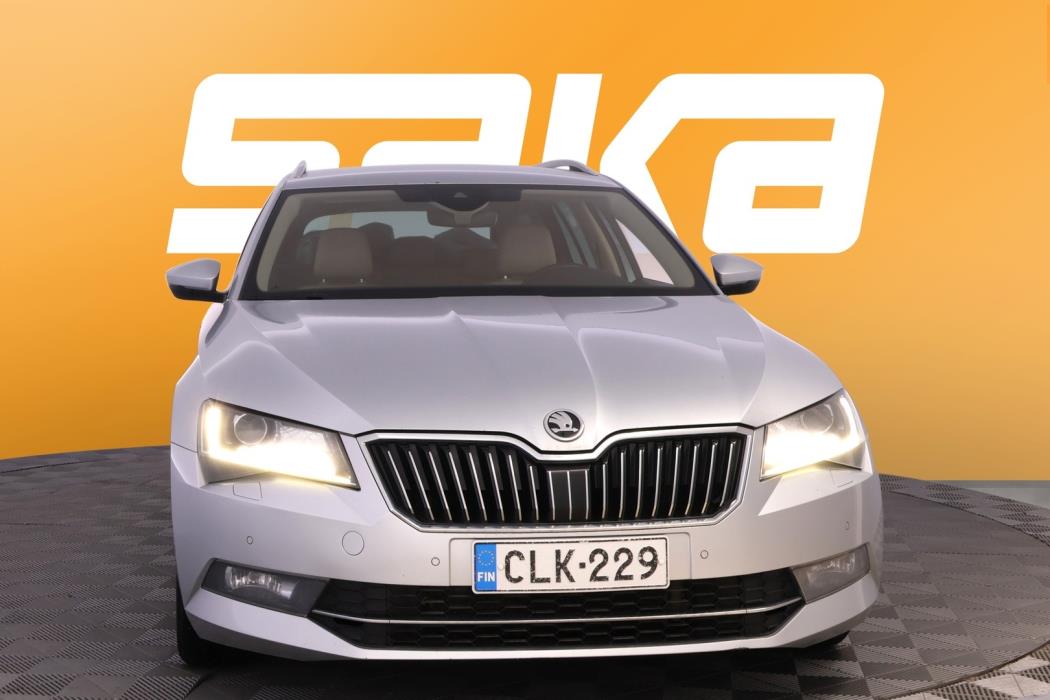 SKODA Superb 2018