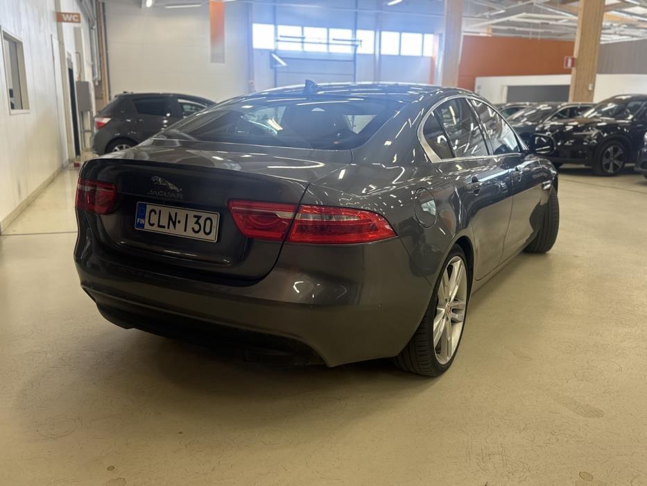 JAGUAR XE 2016