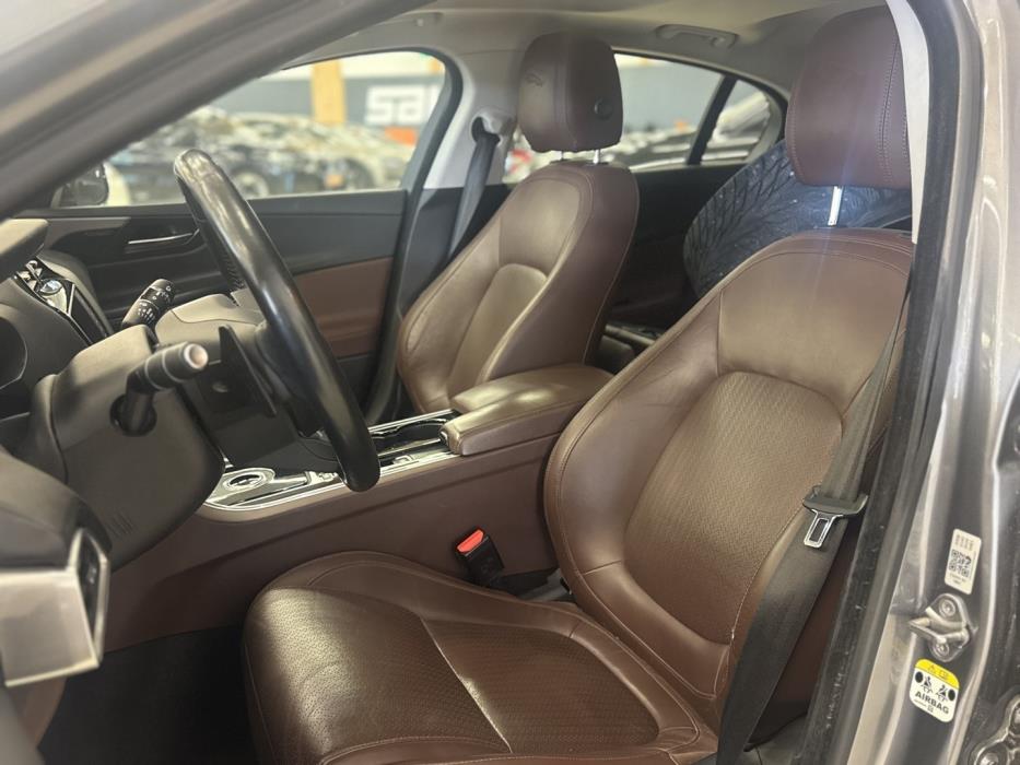 JAGUAR XE 2016
