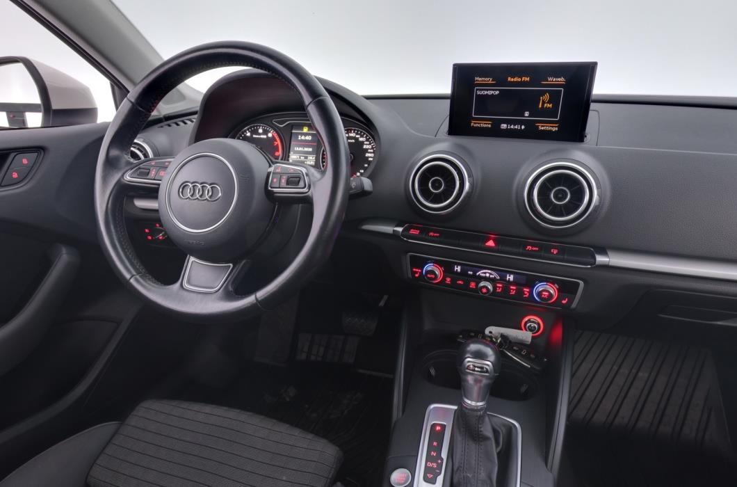 AUDI A3 2015