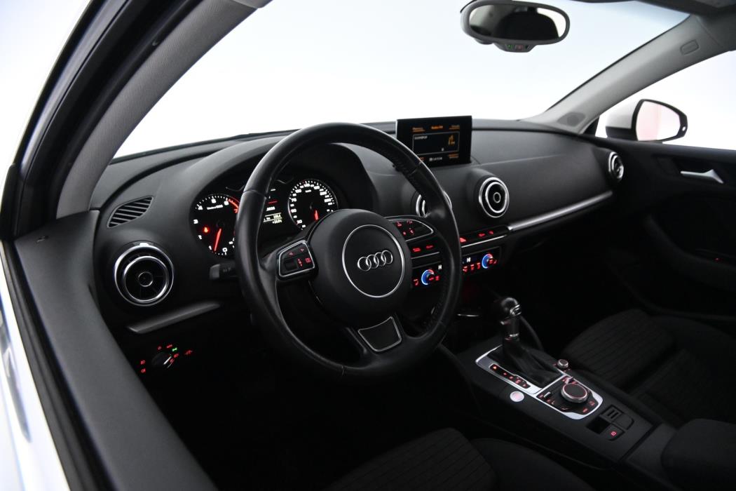 AUDI A3 2015