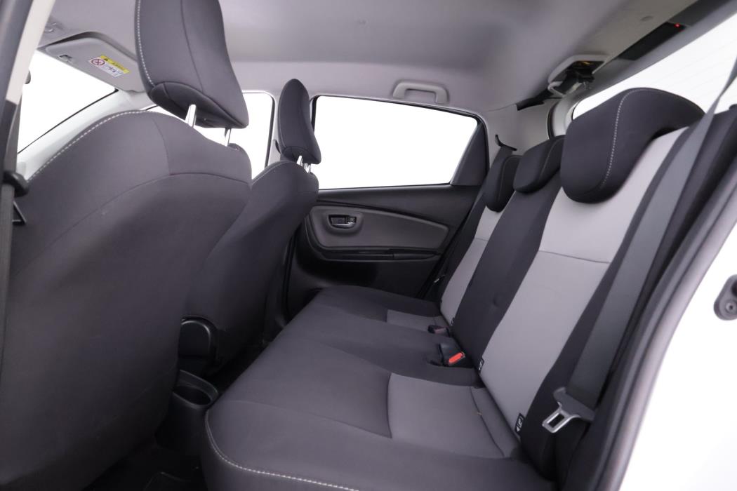 TOYOTA Yaris 2019