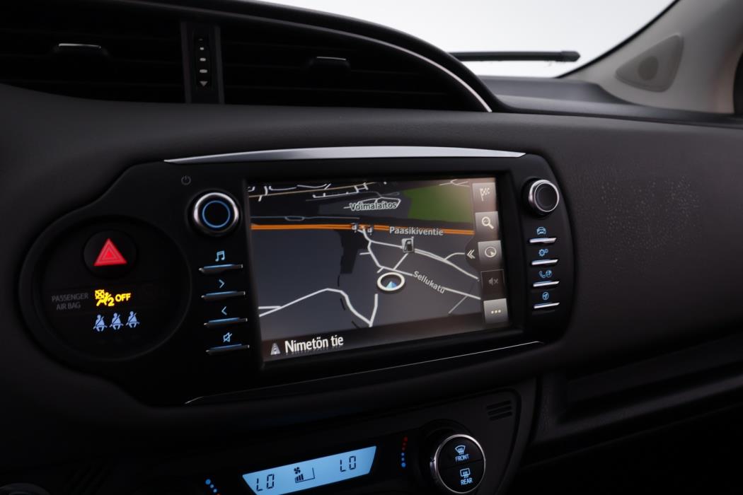 TOYOTA Yaris 2019