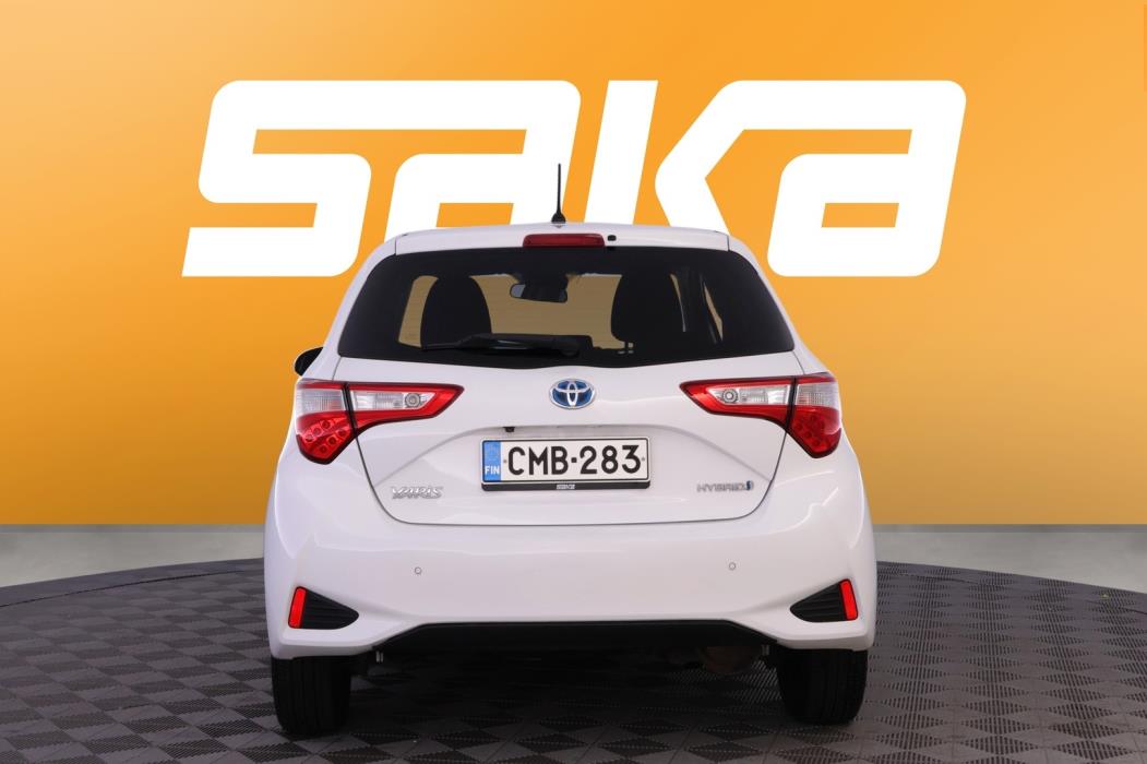 TOYOTA Yaris 2019