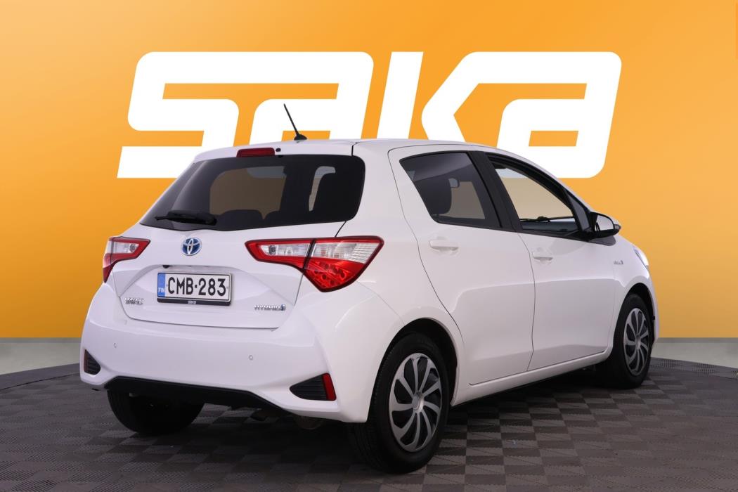 TOYOTA Yaris 2019