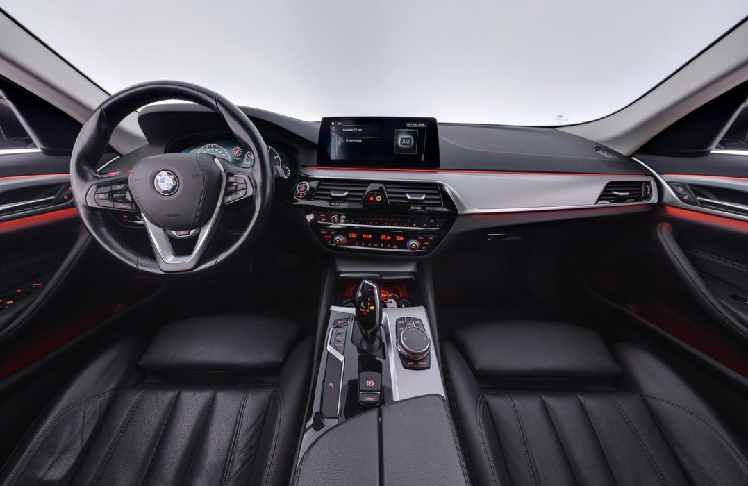 BMW 518 2019