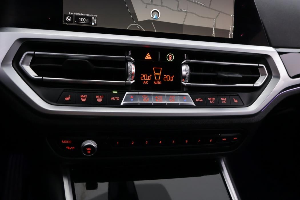 BMW 330 2020