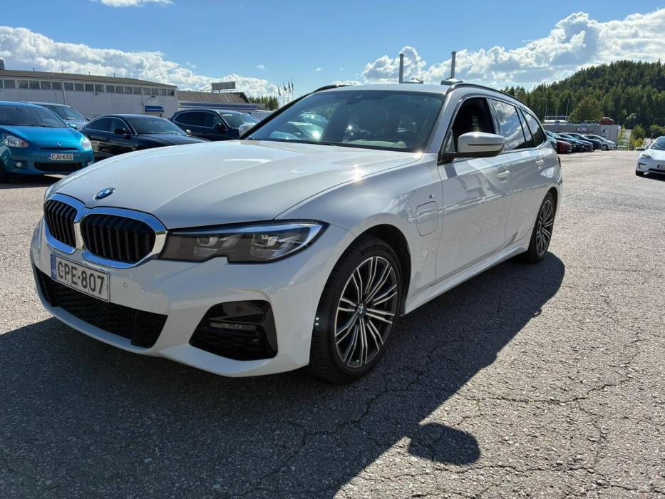 BMW 320 2021