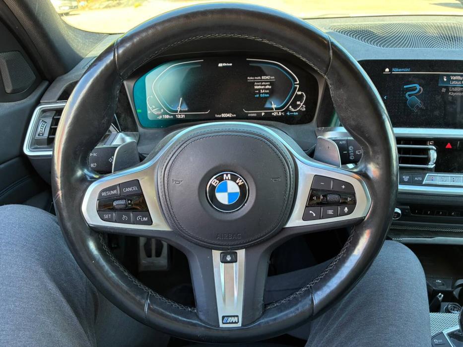 BMW 320 2021
