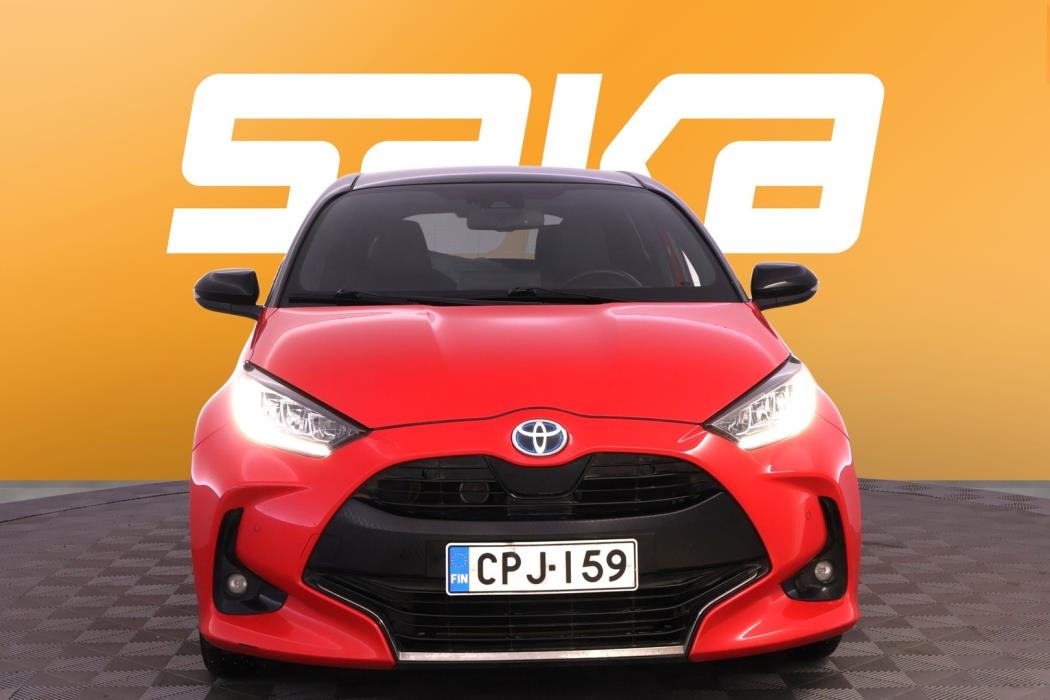 TOYOTA Yaris 2021