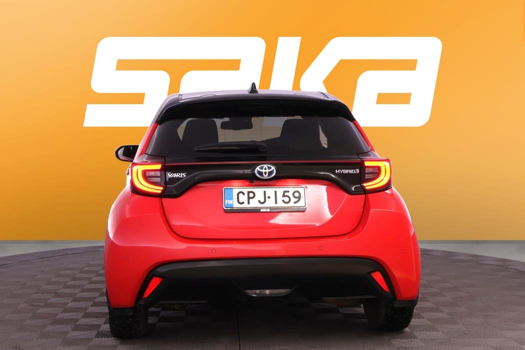 TOYOTA Yaris 2021