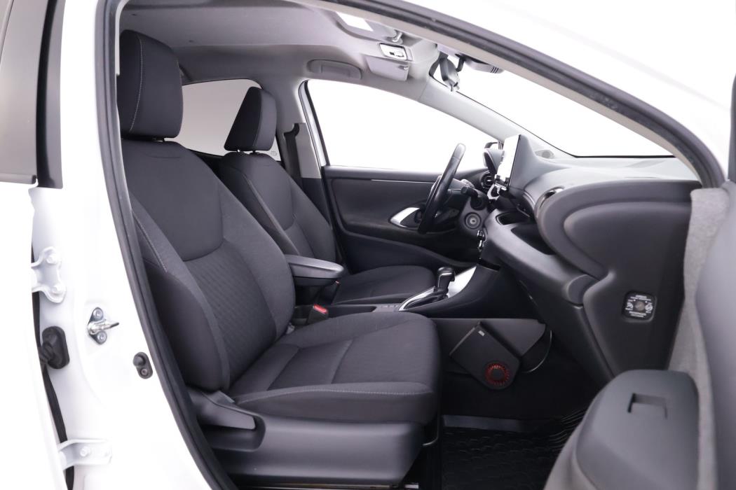 TOYOTA Yaris 2021
