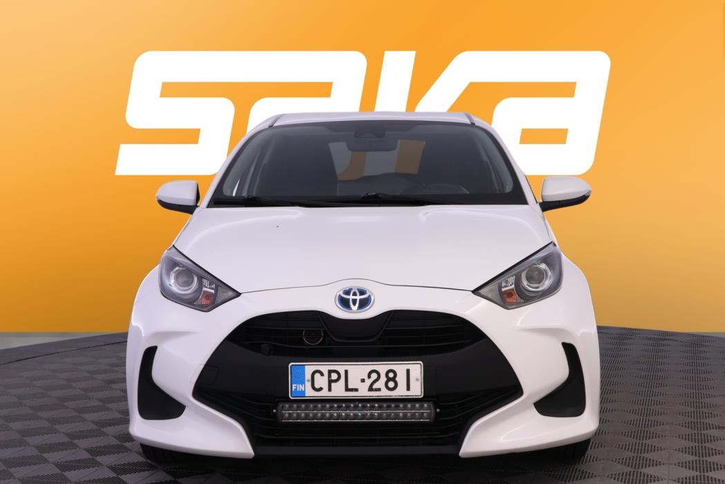TOYOTA Yaris 2021