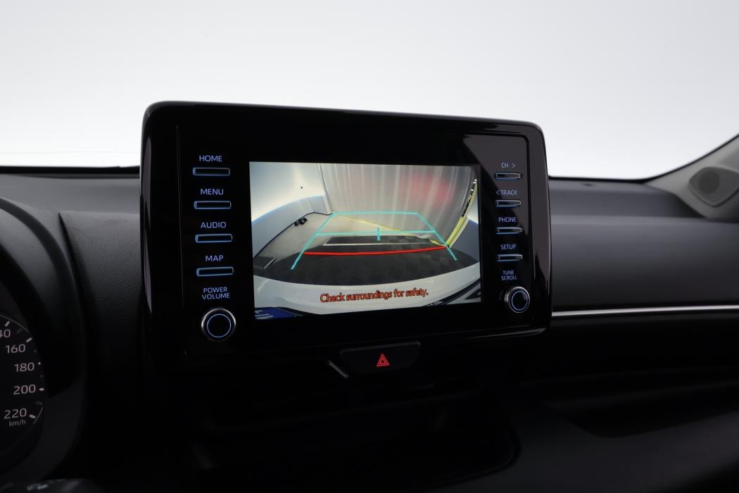 TOYOTA Yaris 2021