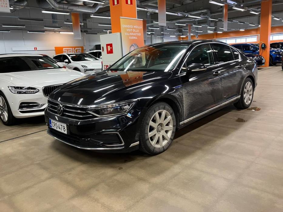 VOLKSWAGEN Passat 2021