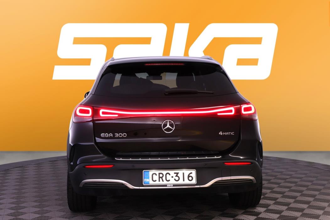 MERCEDES-BENZ EQA 2022