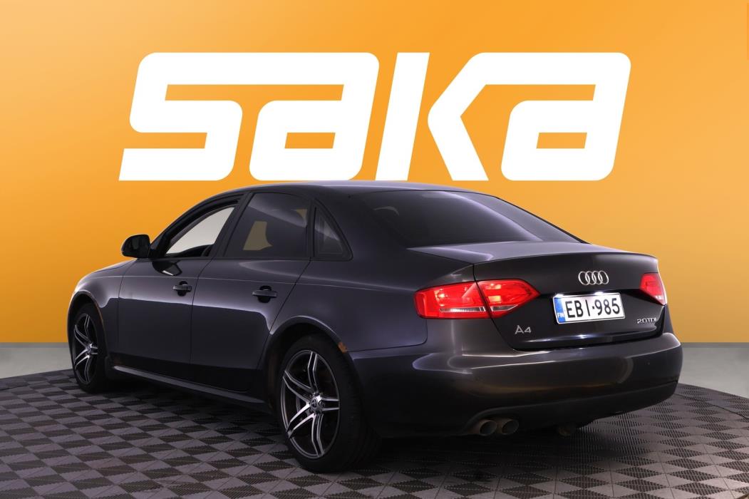 AUDI A4 2008