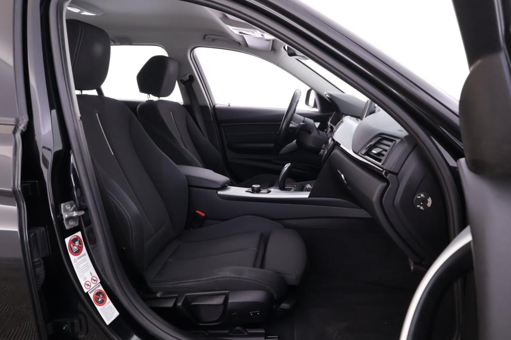 BMW 320 2014