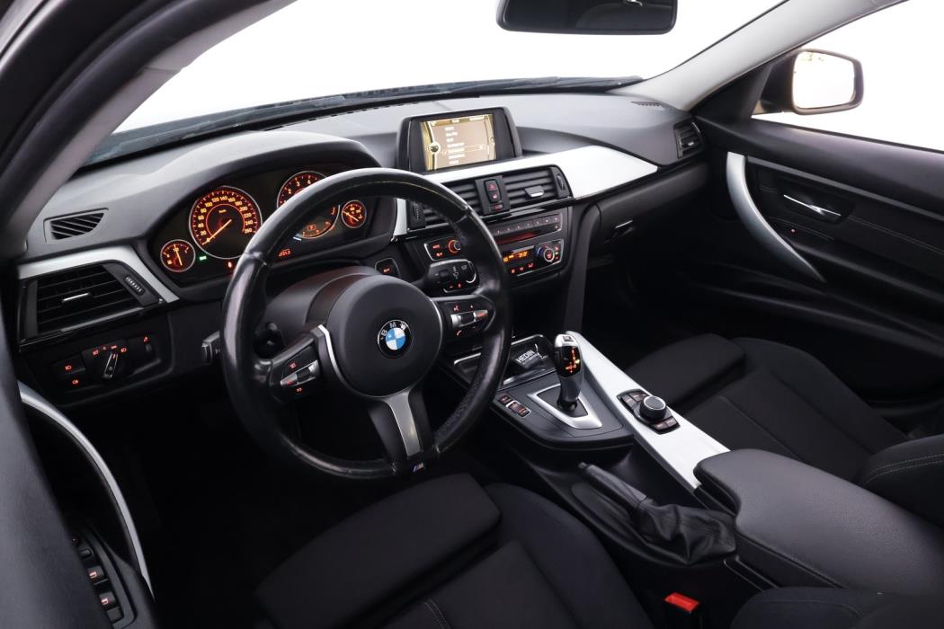 BMW 320 2014