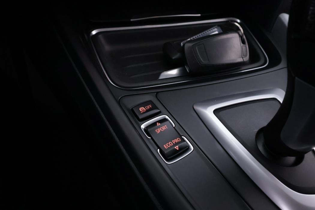 BMW 320 2014