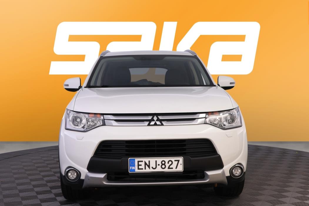 MITSUBISHI Outlander 2015