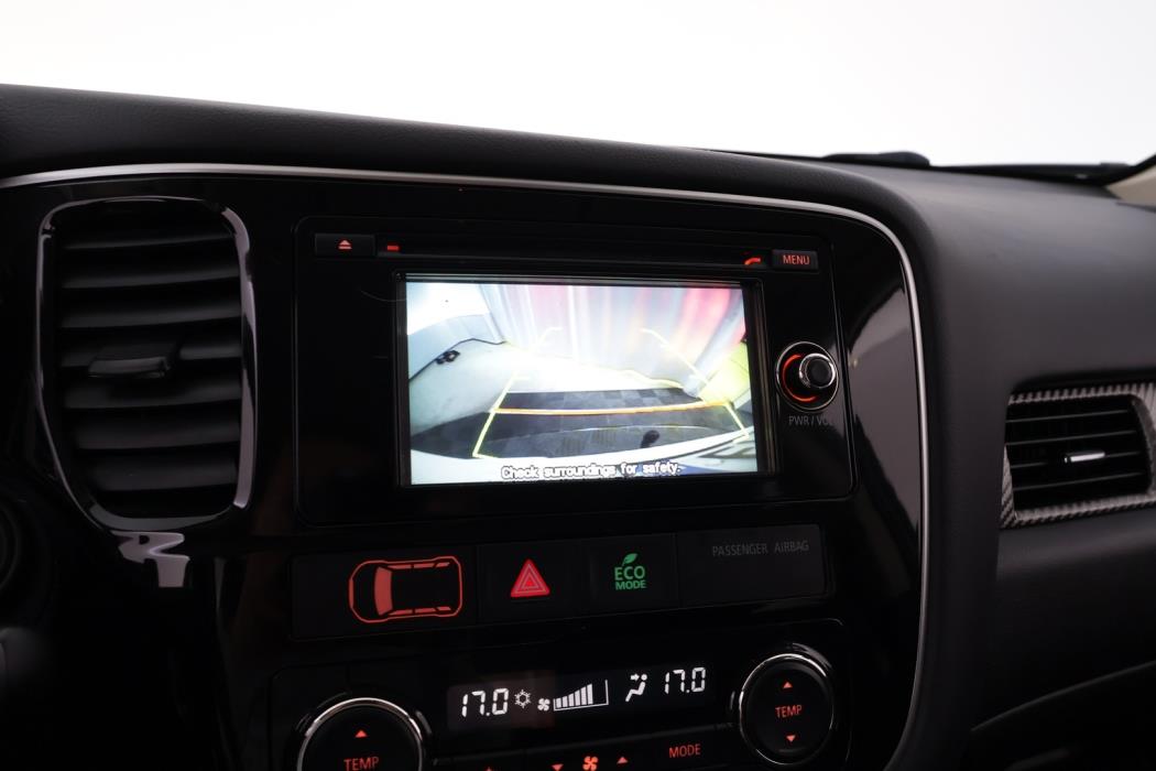 MITSUBISHI Outlander 2015