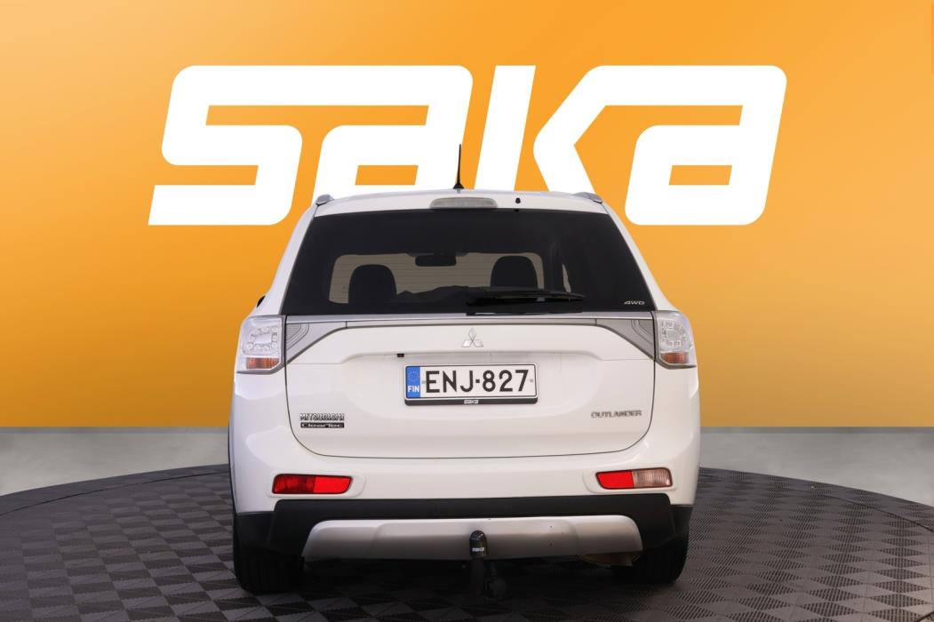 MITSUBISHI Outlander 2015