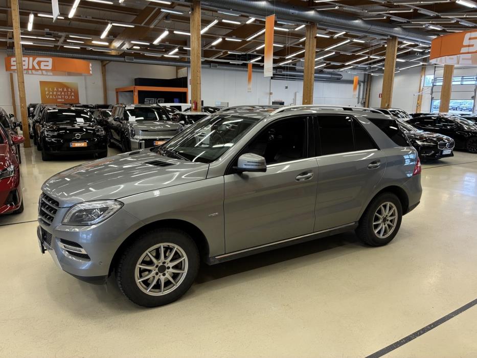 MERCEDES-BENZ ML 2012