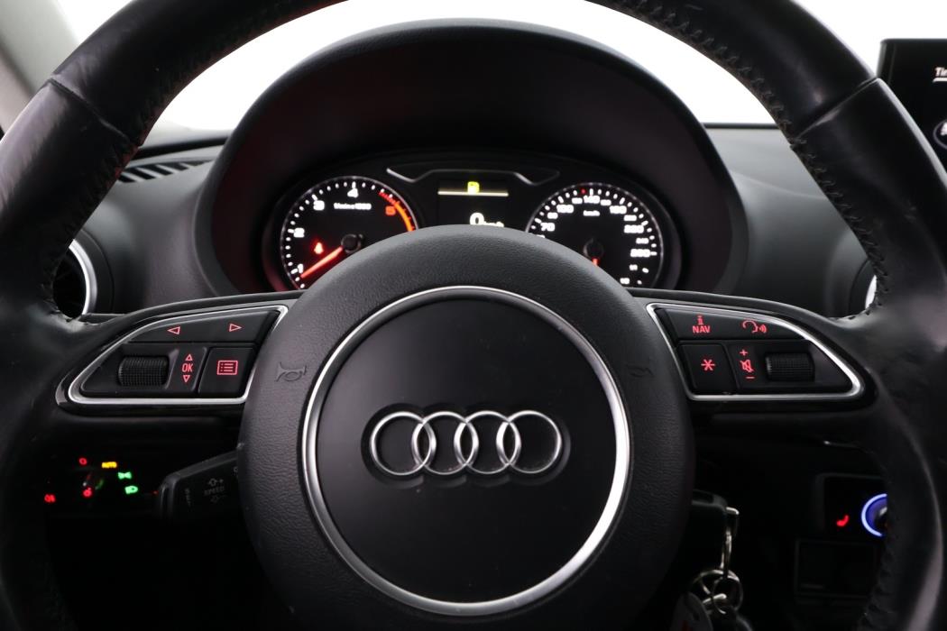 AUDI A3 2015