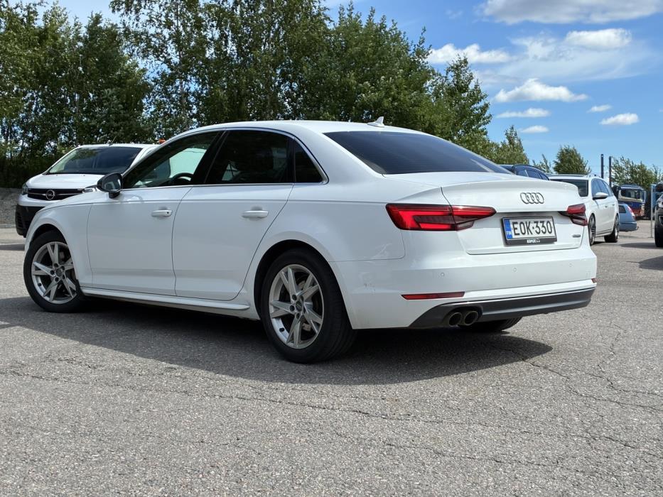 AUDI A4 2016