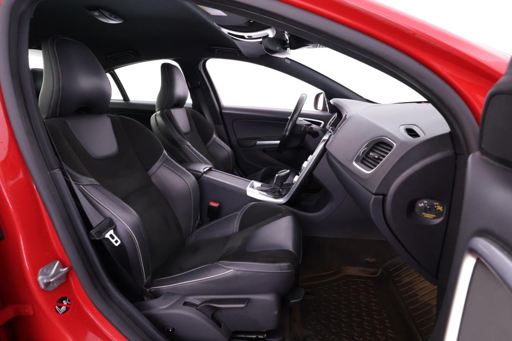 VOLVO S60 2018