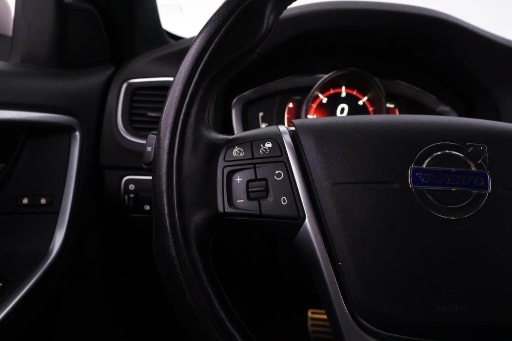 VOLVO S60 2018