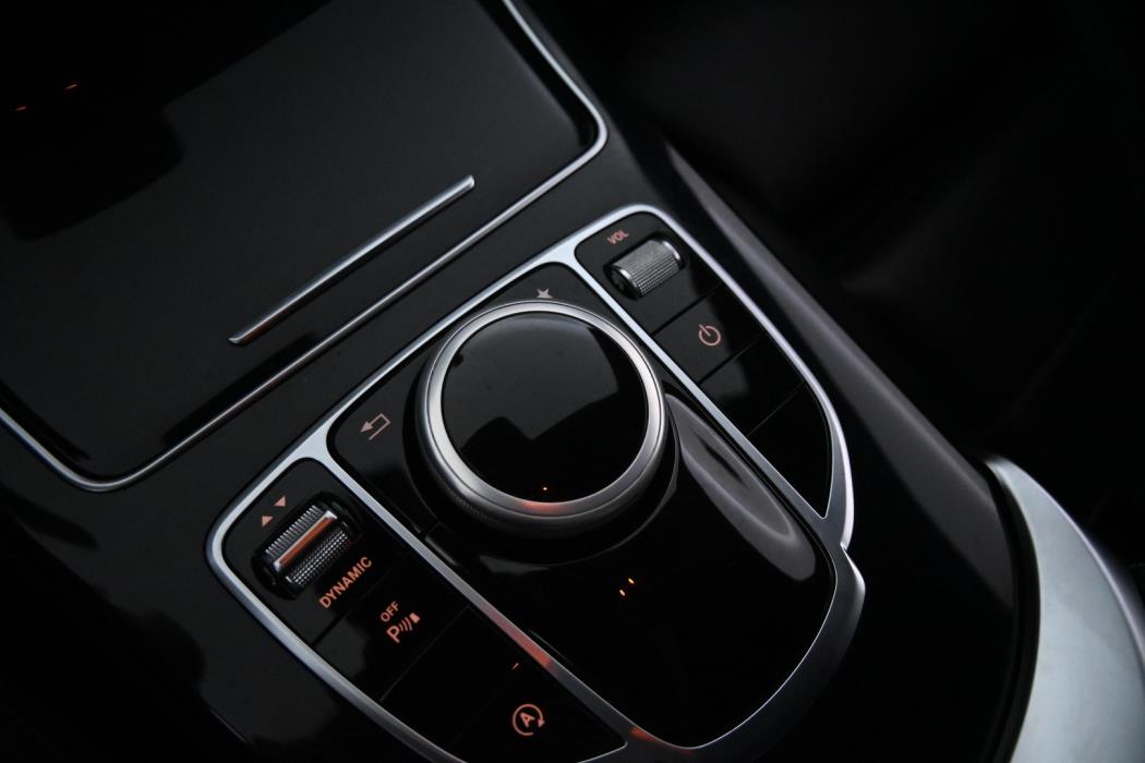 MERCEDES-BENZ C 2018