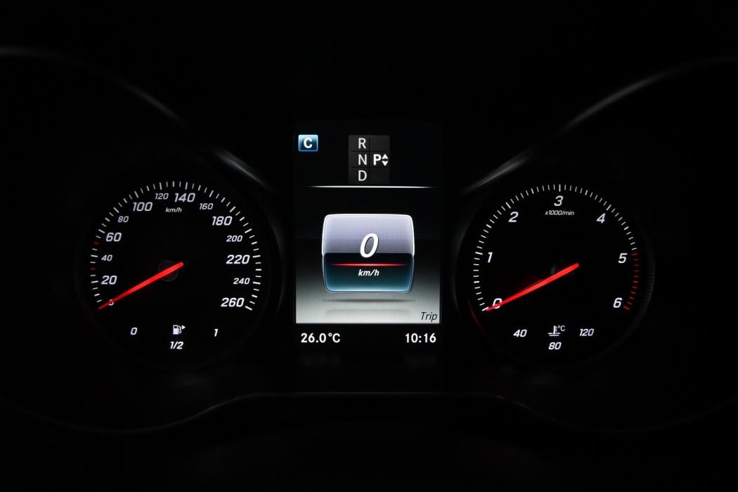 MERCEDES-BENZ C 2018