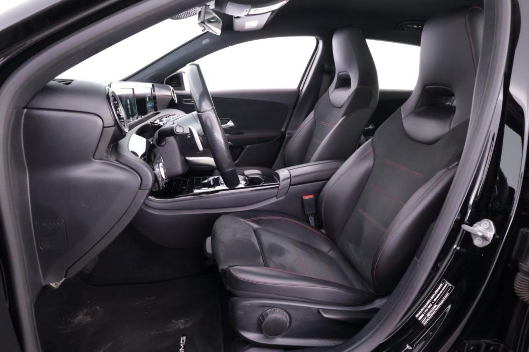 MERCEDES-BENZ A 2019