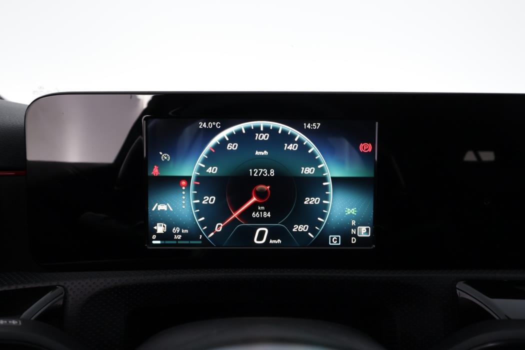 MERCEDES-BENZ A 2019
