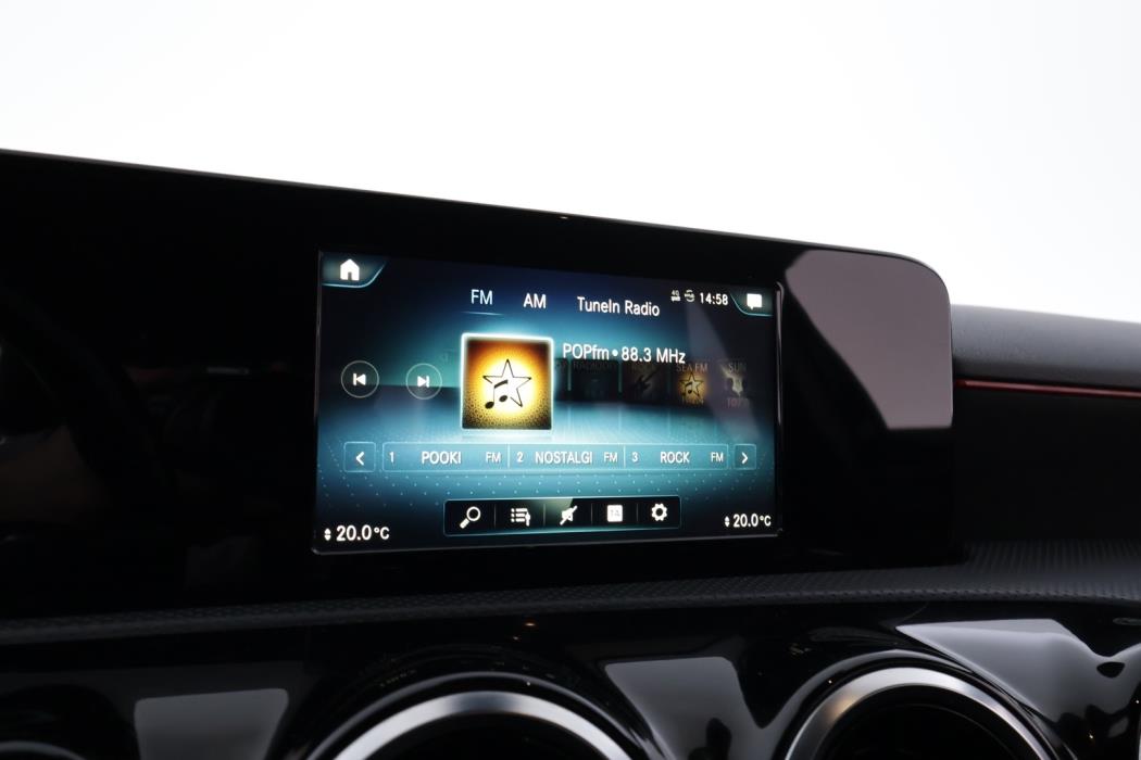 MERCEDES-BENZ A 2019