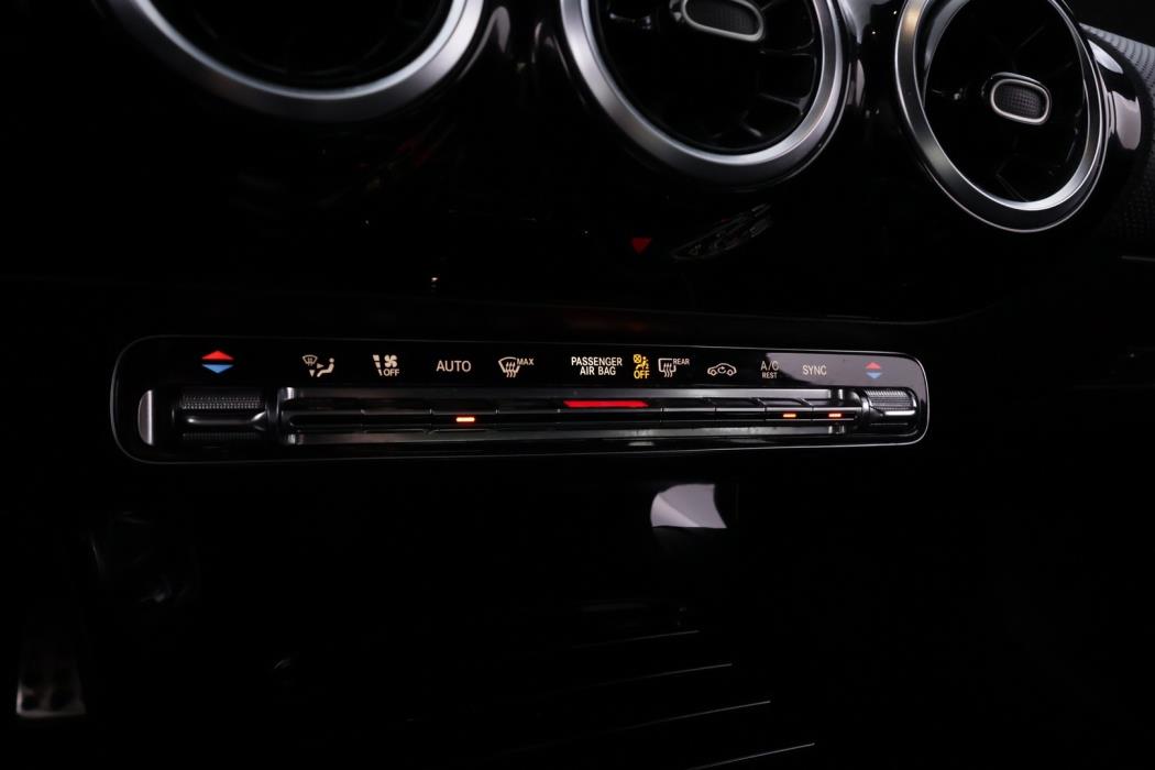 MERCEDES-BENZ A 2019
