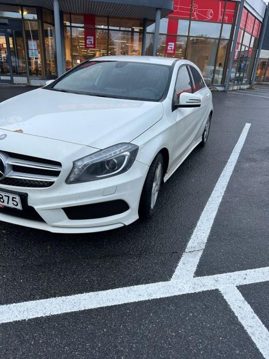 MERCEDES-BENZ A 2013