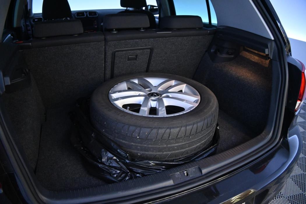 VOLKSWAGEN Golf 2011