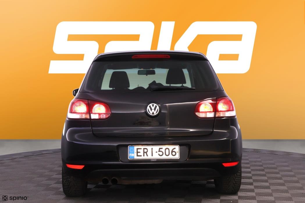 VOLKSWAGEN Golf 2011