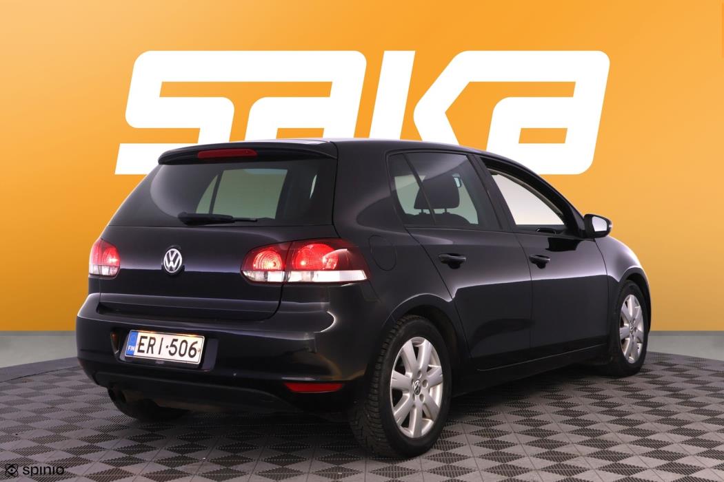 VOLKSWAGEN Golf 2011