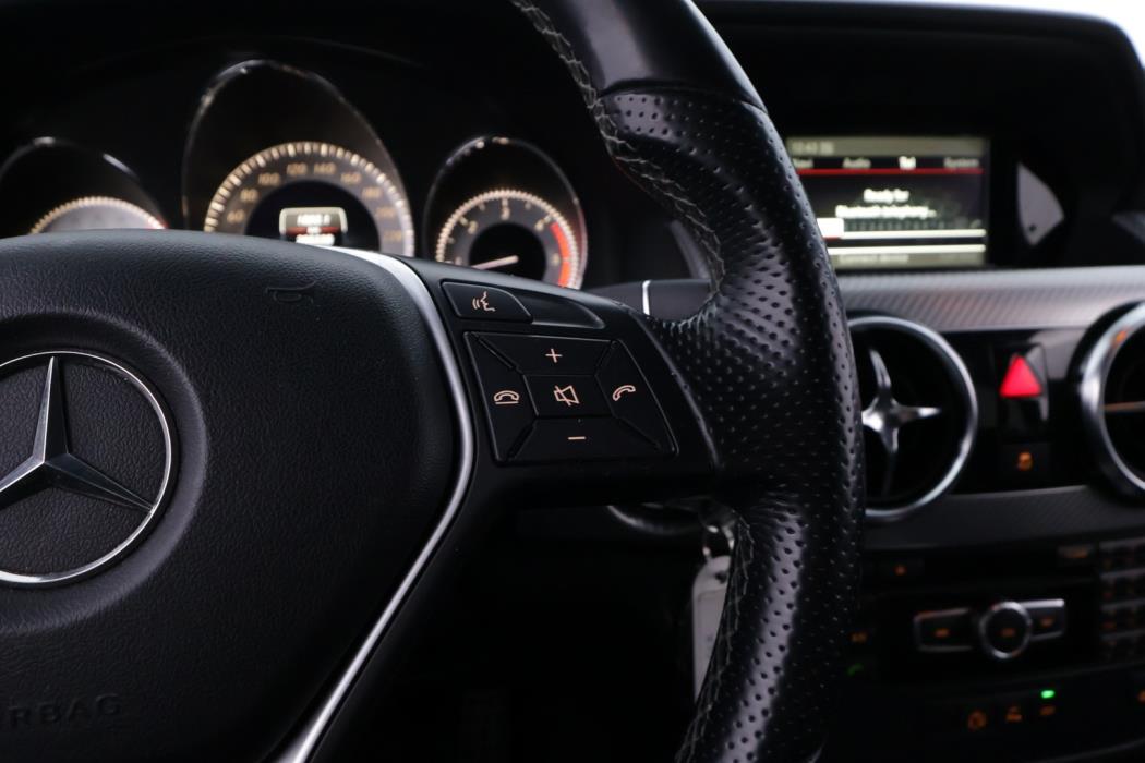 MERCEDES-BENZ GLK 2013